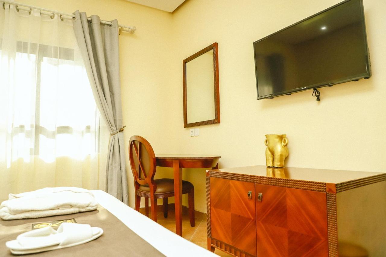 Hotel Regina The Pearl Aneho Exteriör bild